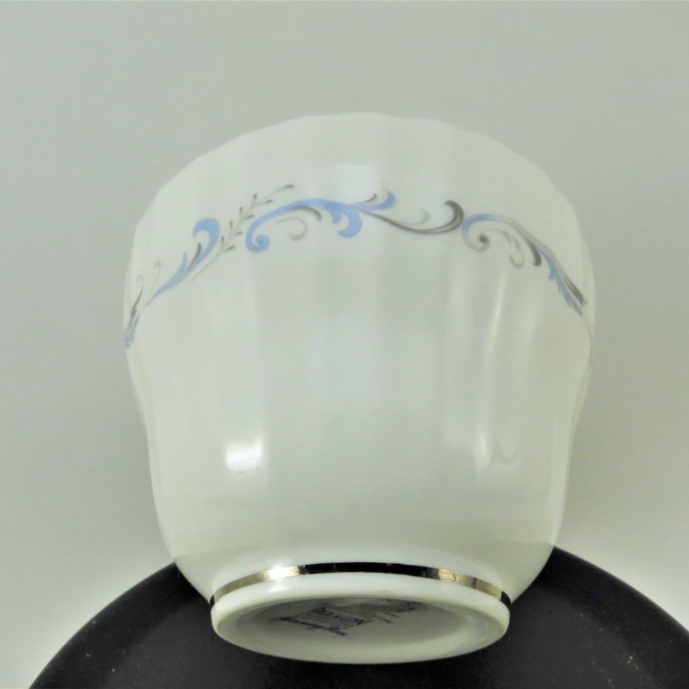 Paragon Teacup Trio Set (X2) plus Creamer and Sugar Bowl Morning Rose Bone China - Picture 5 of 10